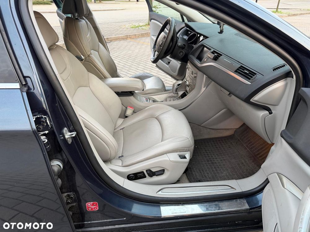 Citroën C5 2.0 HDi Exclusive - 22