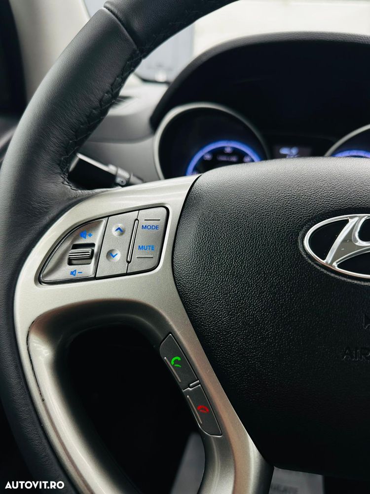 Hyundai ix35 1.7 CRDI 2WD blue Style - 27
