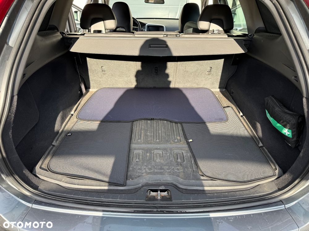 Volvo XC 60 D3 Drive-E Kinetic - 23