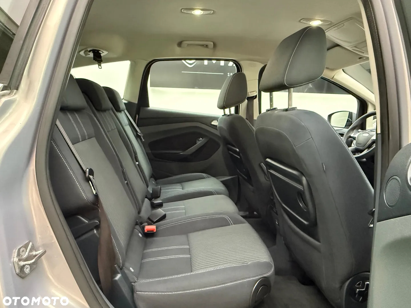 Ford C-MAX 1.6 TDCi Start-Stop-System Trend - 14