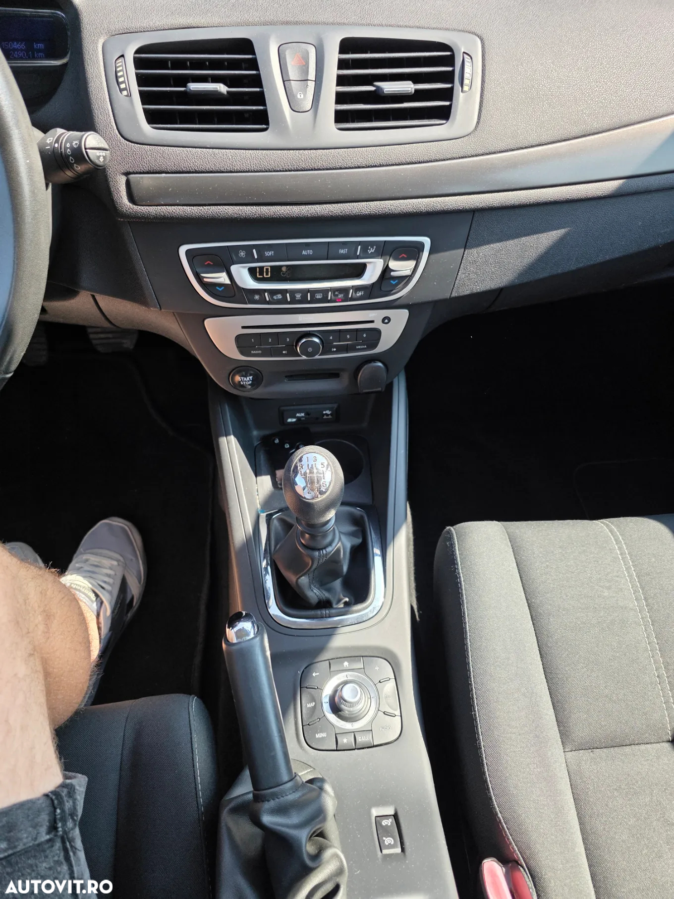 Renault Megane Grandtour ENERGY TCe 115 Start & Stop Authentique - 29