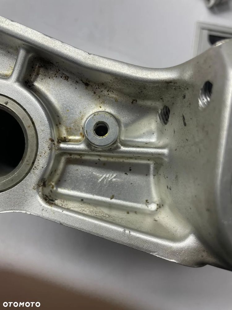 Półka dolna i górna MV Agusta F3 675 11-13 - 4