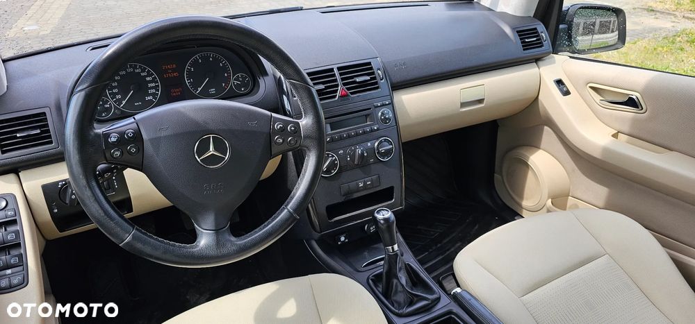 Mercedes-Benz Klasa A 150 BlueEFFICIENCY Avantgarde - 6