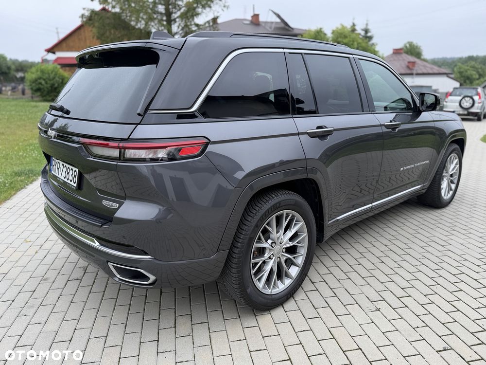 Jeep Grand Cherokee - 4