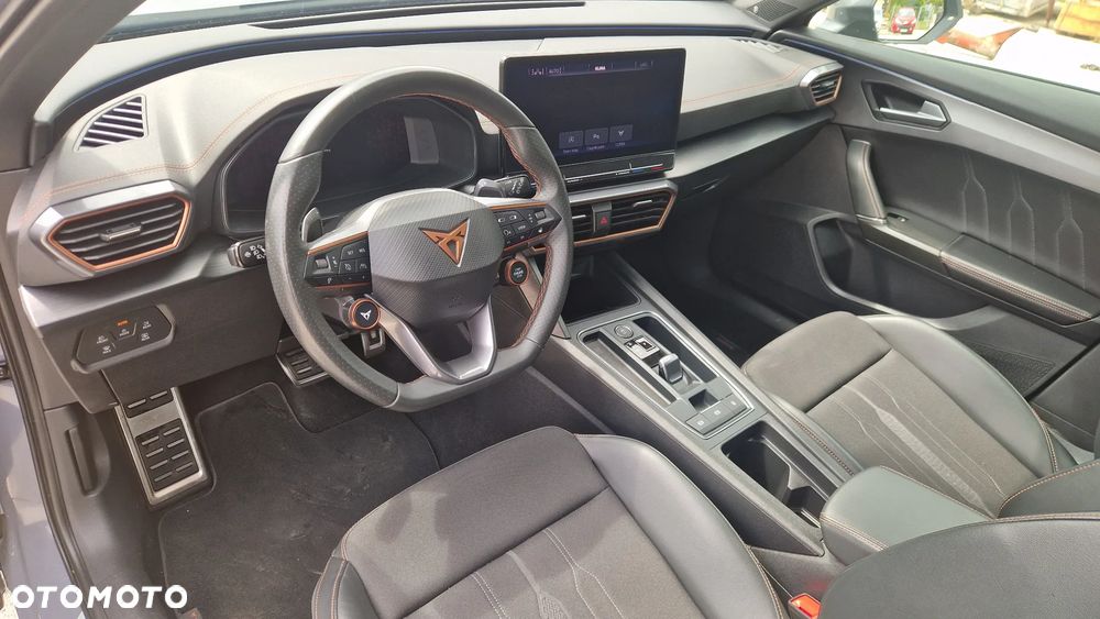 Cupra Formentor 2.0 TSI 4Drive VZ Tribe Edition DSG - 5