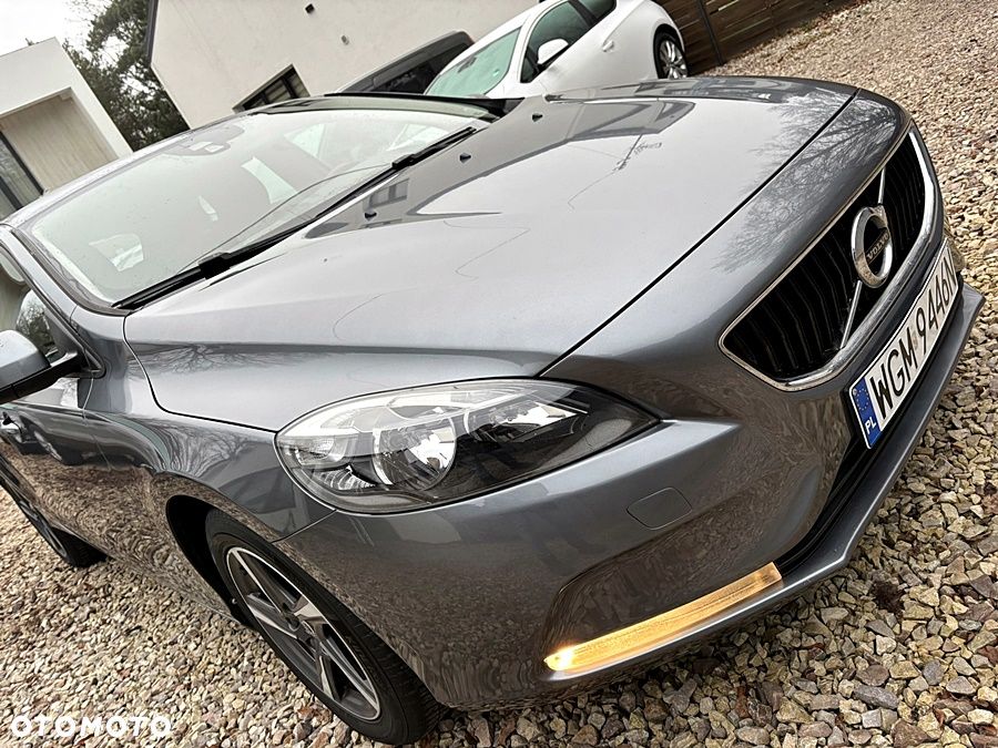 Volvo V40 D2 Momentum - 11