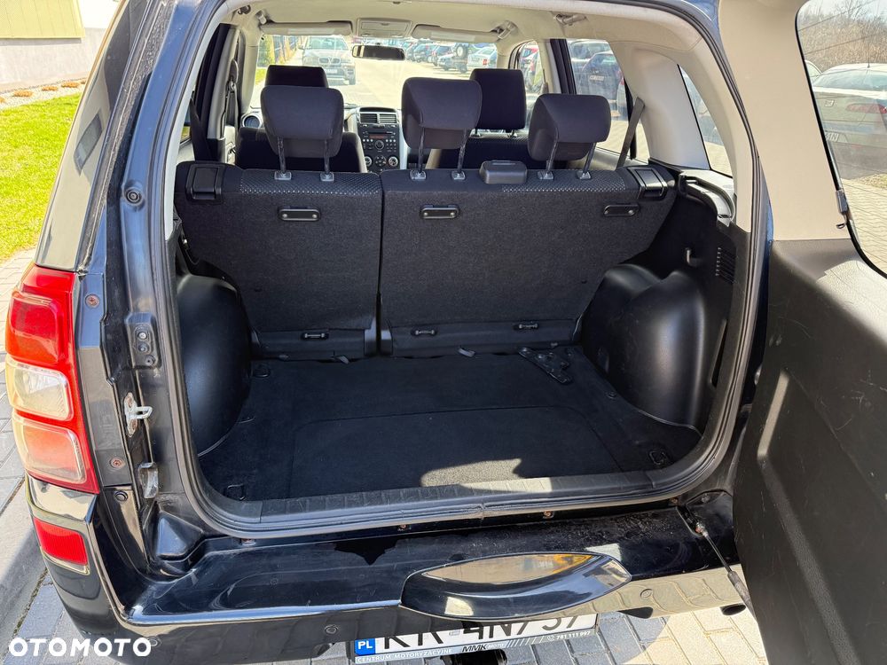 Suzuki Grand Vitara 1.9 DDiS Comfort - 11