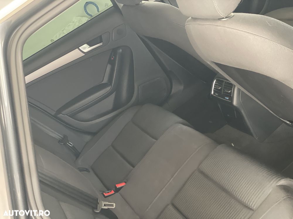 Audi A4 2.0 TDI B8 - 8