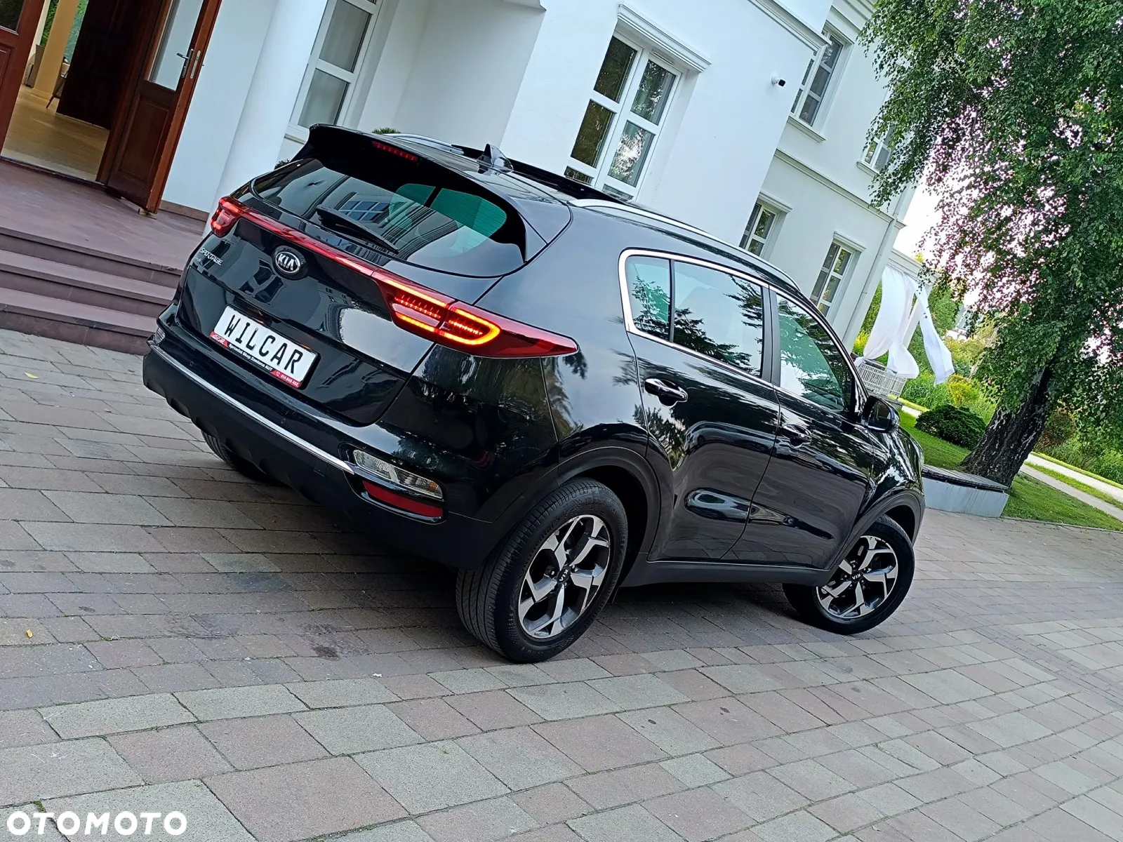Kia Sportage 1.6 CRDI Black Edition Plus 2WD - 12