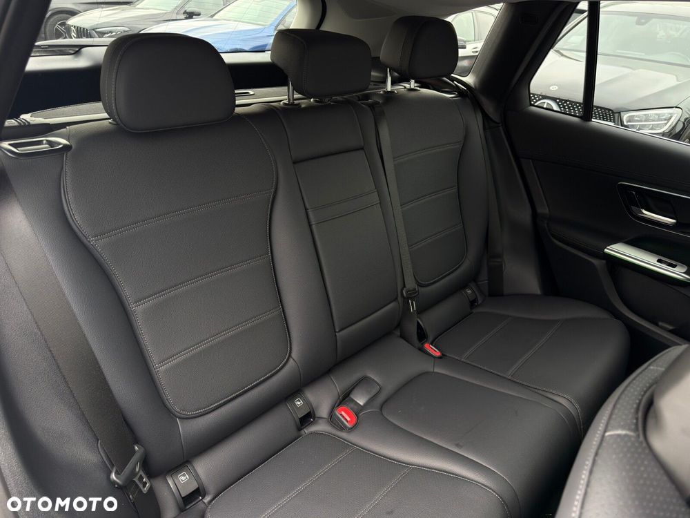 Mercedes-Benz GLC 200 d mHEV 4-Matic Avantgarde - 28