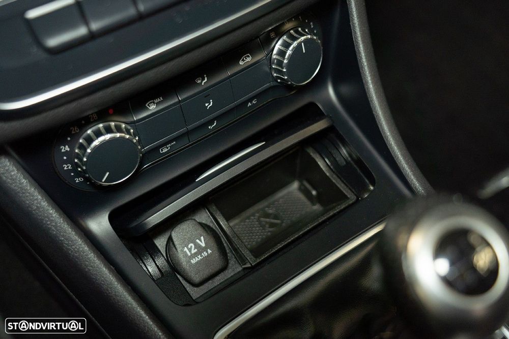 Mercedes-Benz CLA 180 CDI - 35