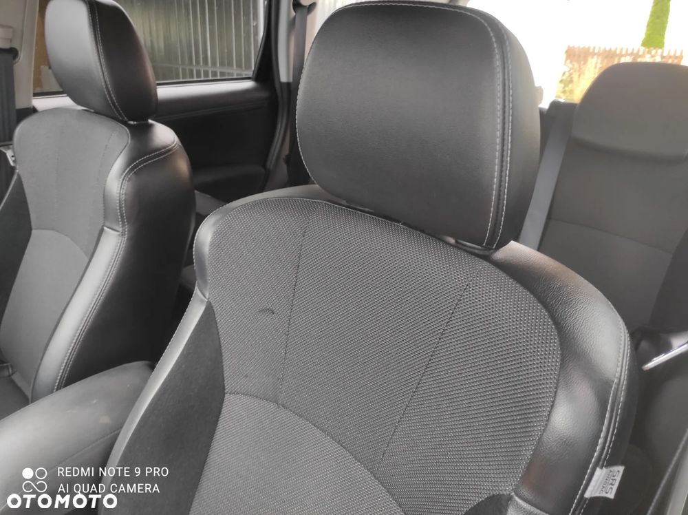 Mitsubishi Outlander - 26