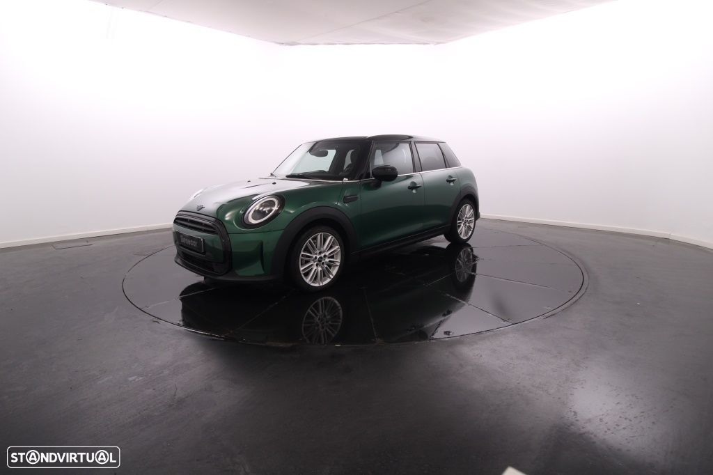 MINI 5 Portas Cooper Classic Auto - 1