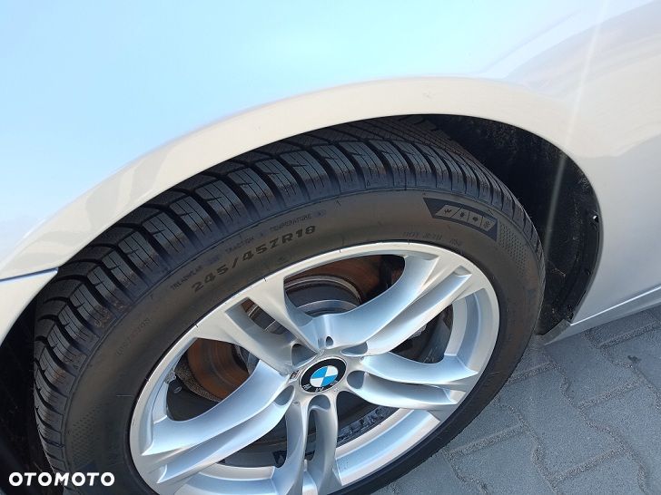 BMW Seria 5 528i xDrive - 21