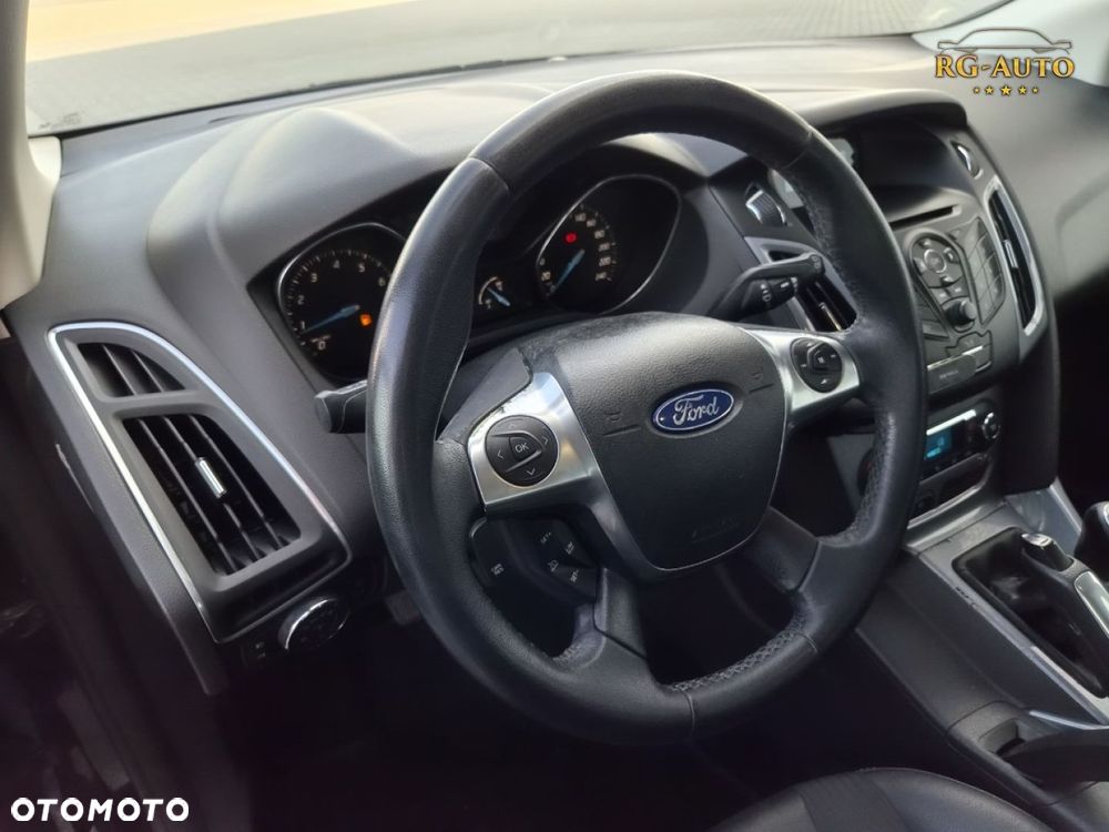 Ford Focus - 20