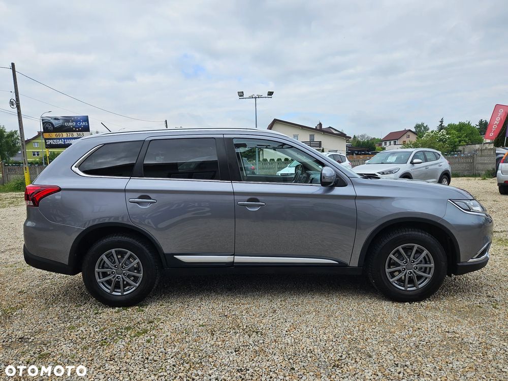 Mitsubishi Outlander 2.0 2WD Diamant - 10