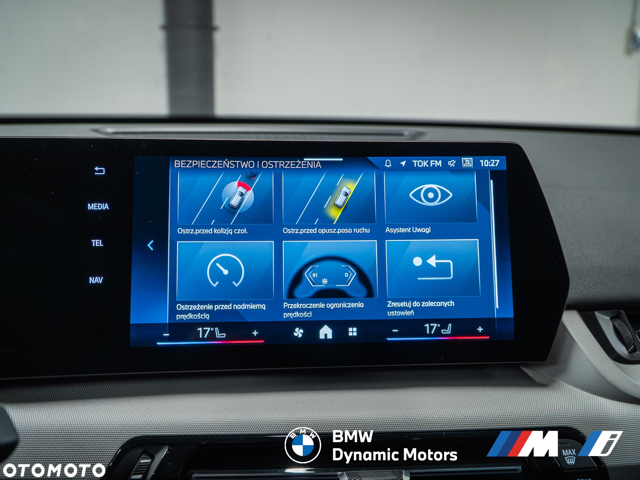 BMW iX2 eDrive20 - 34