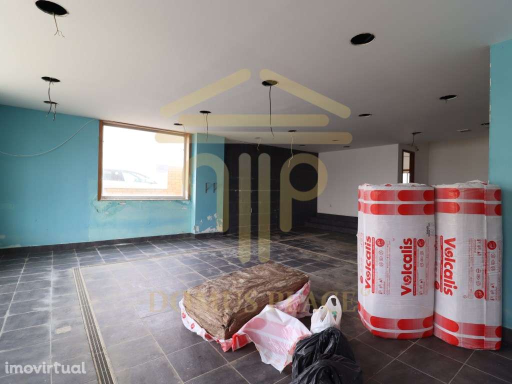 LOJA JUNTO AO MERCADO DE ANGEIRAS | LAVRA - Grande imagem: 5/15