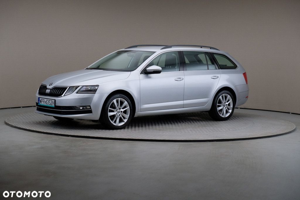 Skoda Octavia - 1