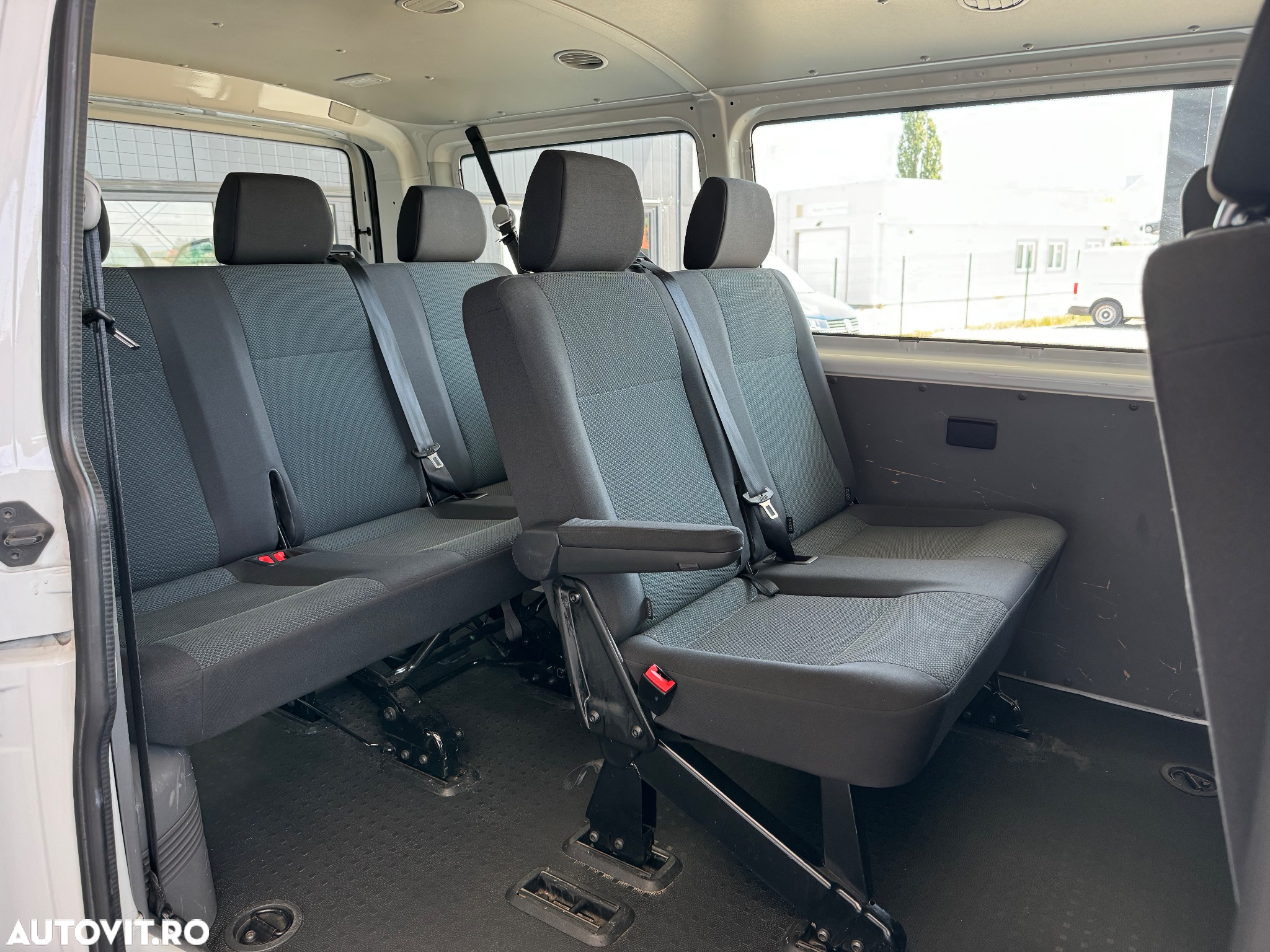 Volkswagen Transporter Kombi T6.1 2.0 TDI 81 kW KR - 15