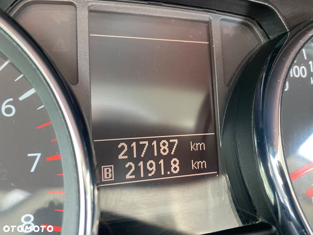 Nissan Qashqai 2.0 Tekna Premium - 19