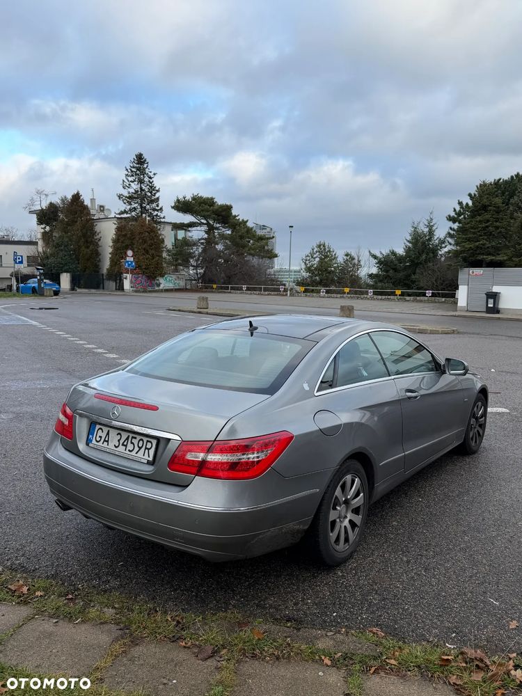 Mercedes-Benz Klasa E - 6