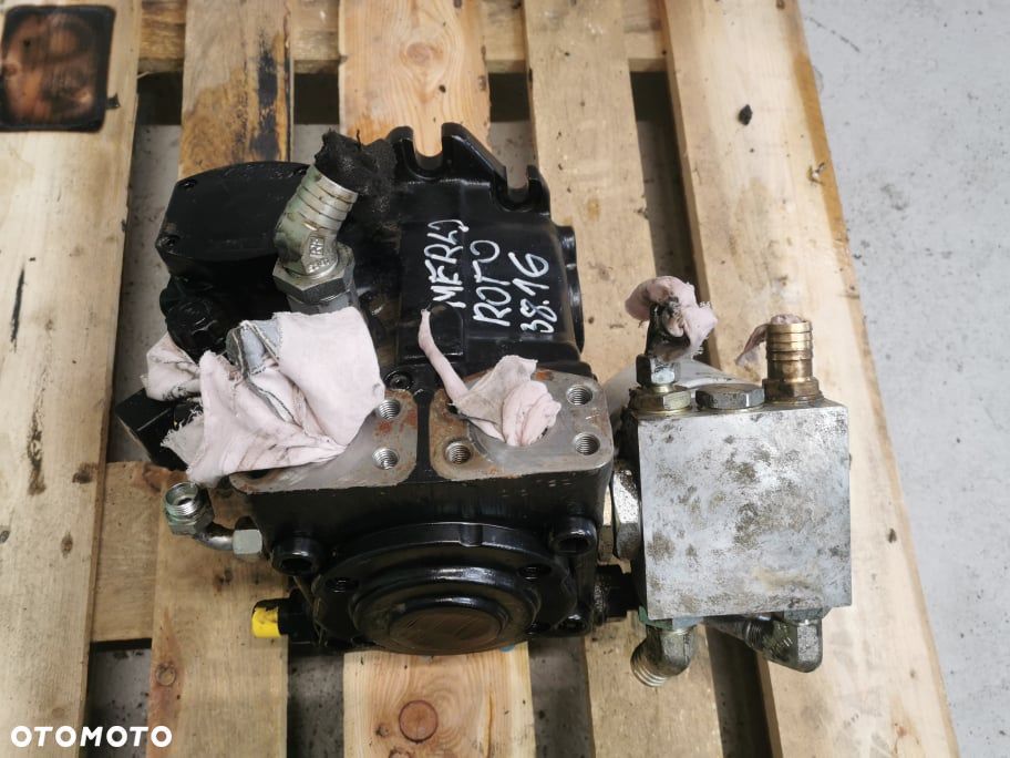 Pompa jazdy Merlo P .... KT {Rexroth A4VG71EZ1DX} - 9