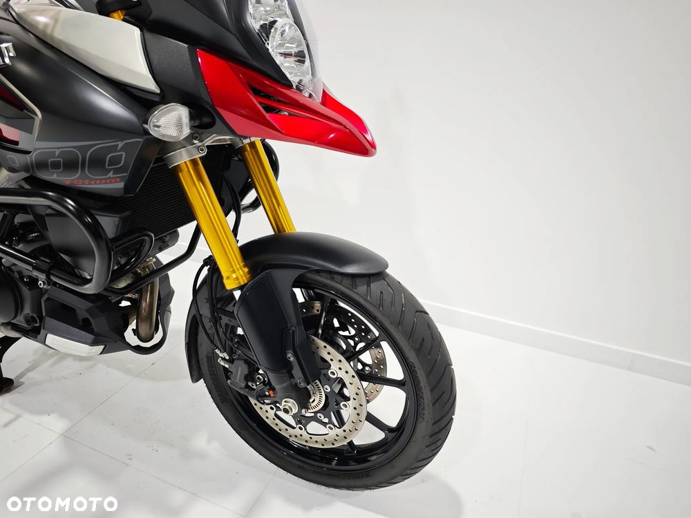 Suzuki V-STROM - 8