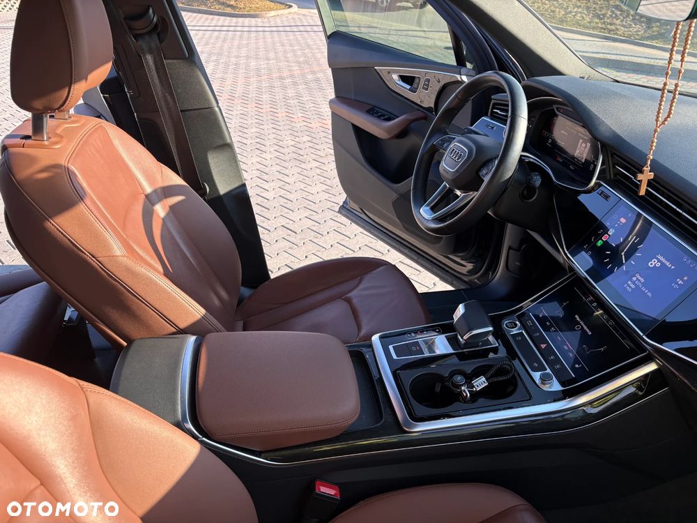 Audi Q7 - 28