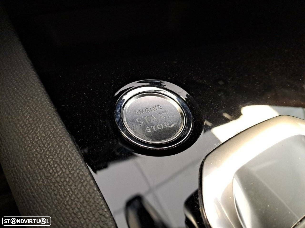 Peugeot 3008 1.5 BlueHDi Allure EAT8 - 18