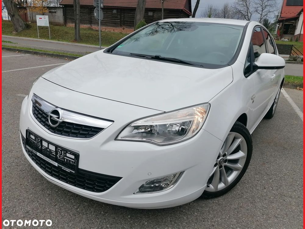 Opel Astra 1.4 Turbo 150 Jahre