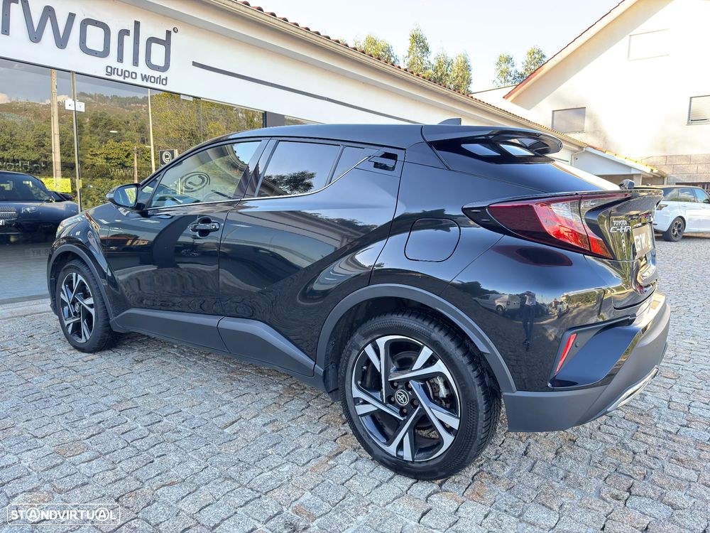 Toyota C-HR 2.0 Hybrid Square Collection - 12