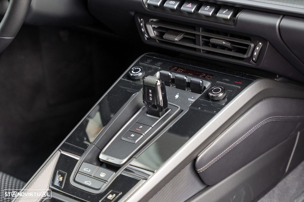 Porsche 911 (992) Carrera S PDK - 39