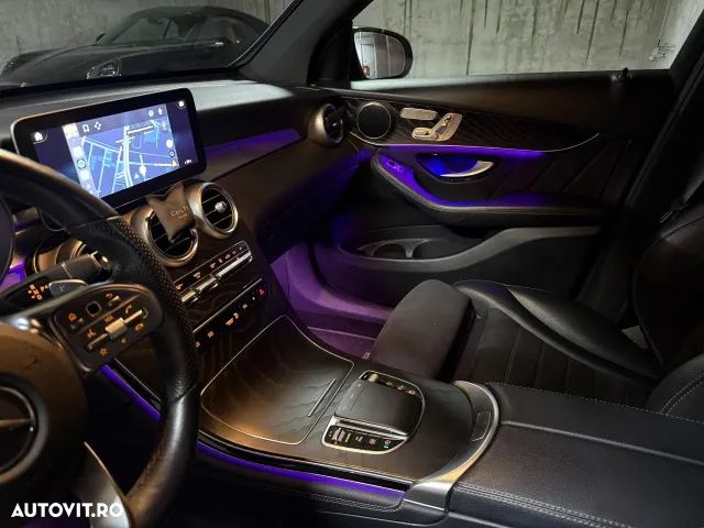 Mercedes-Benz GLC 220 d 4MATIC - 12