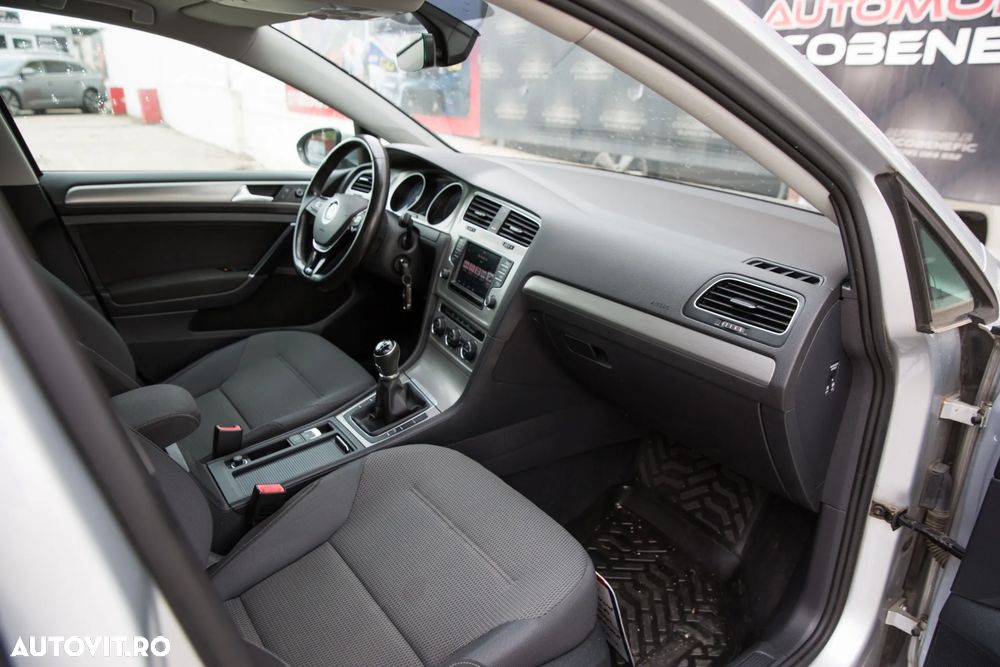 Volkswagen Golf 1.0 TSI BlueMotion Comfortline - 22