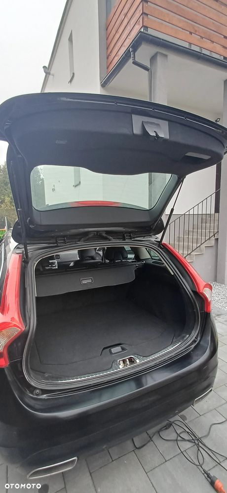 Volvo V60 D4 Summum - 8