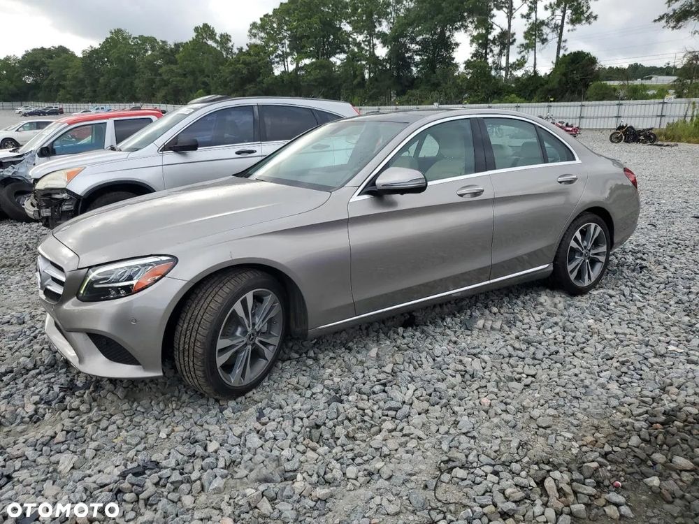 Mercedes-Benz Klasa C 300 7G-TRONIC Exclusive - 2