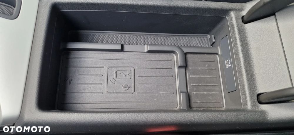 Audi A4 Avant 35 TDI S tronic - 16