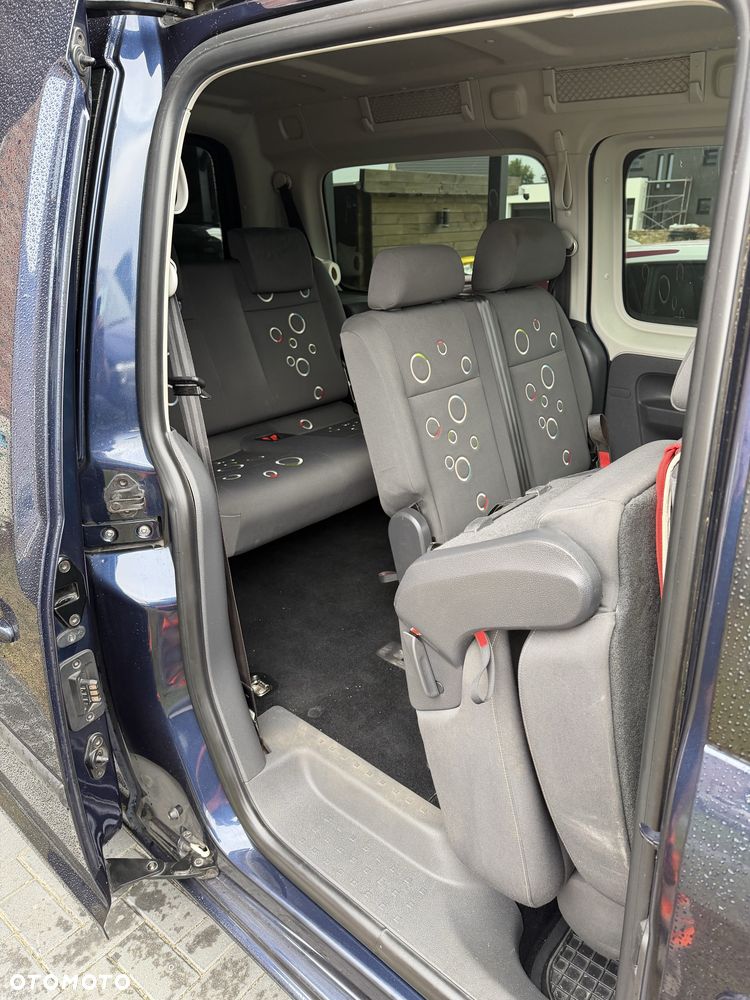 Volkswagen Caddy - 8