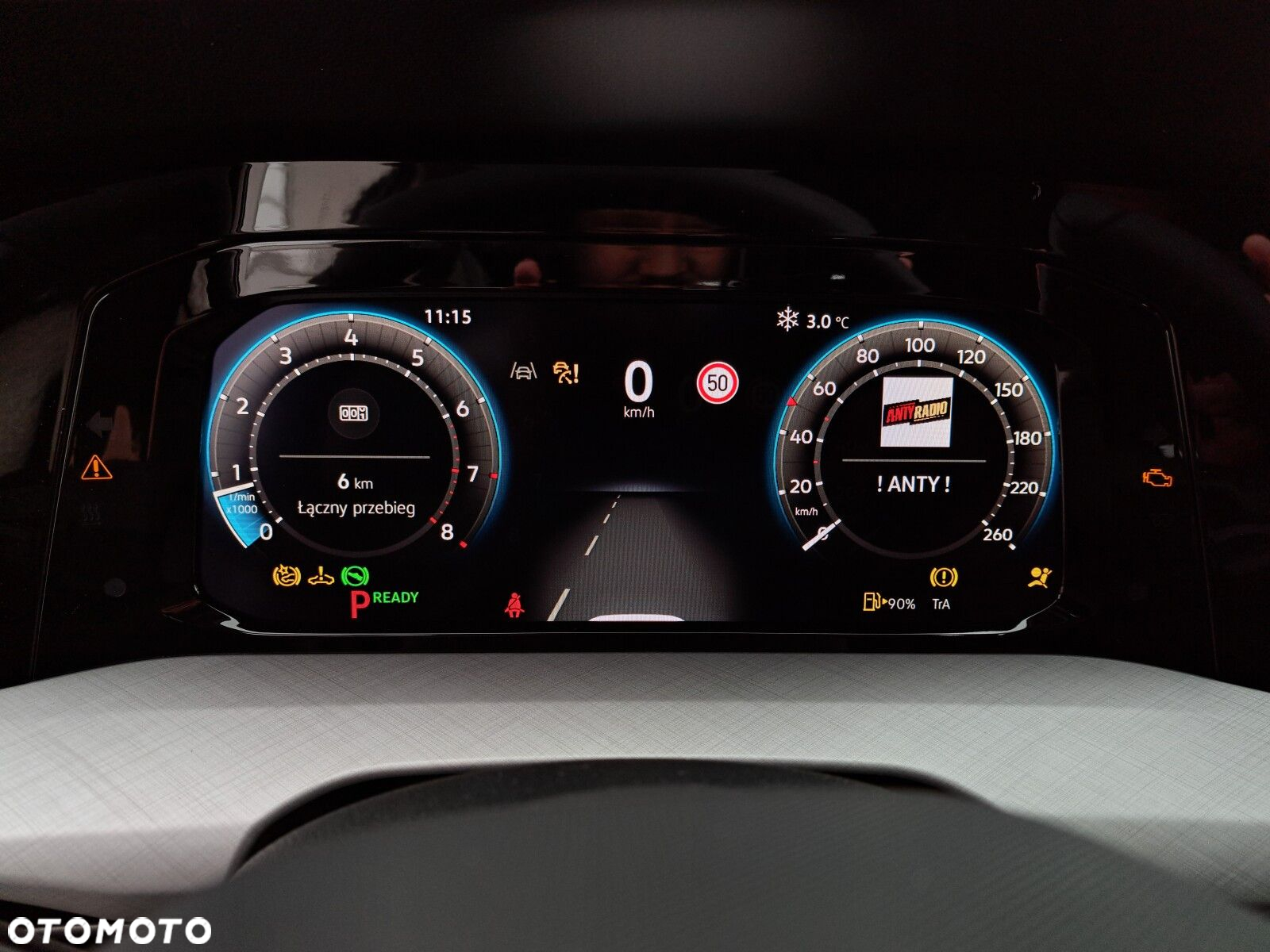 Volkswagen Golf VIII 1.5 eTSI mHEV Life Plus DSG - 23