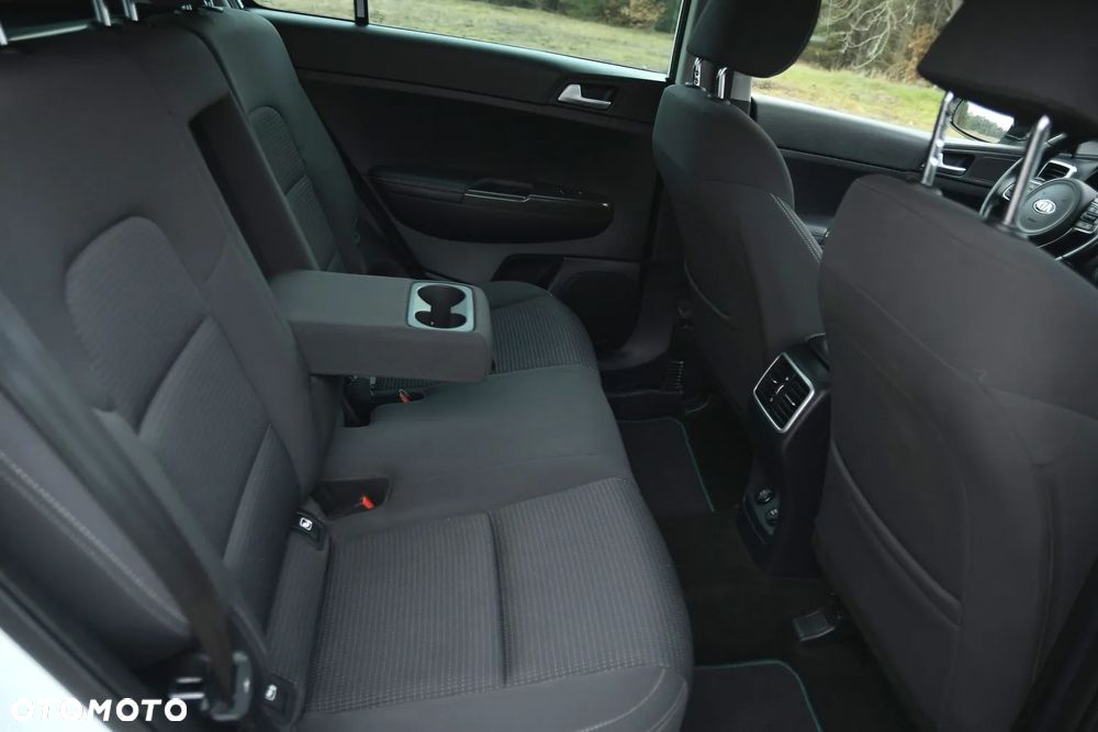 Kia Sportage 1.6 GDI L Business Line Plus 2WD - 18