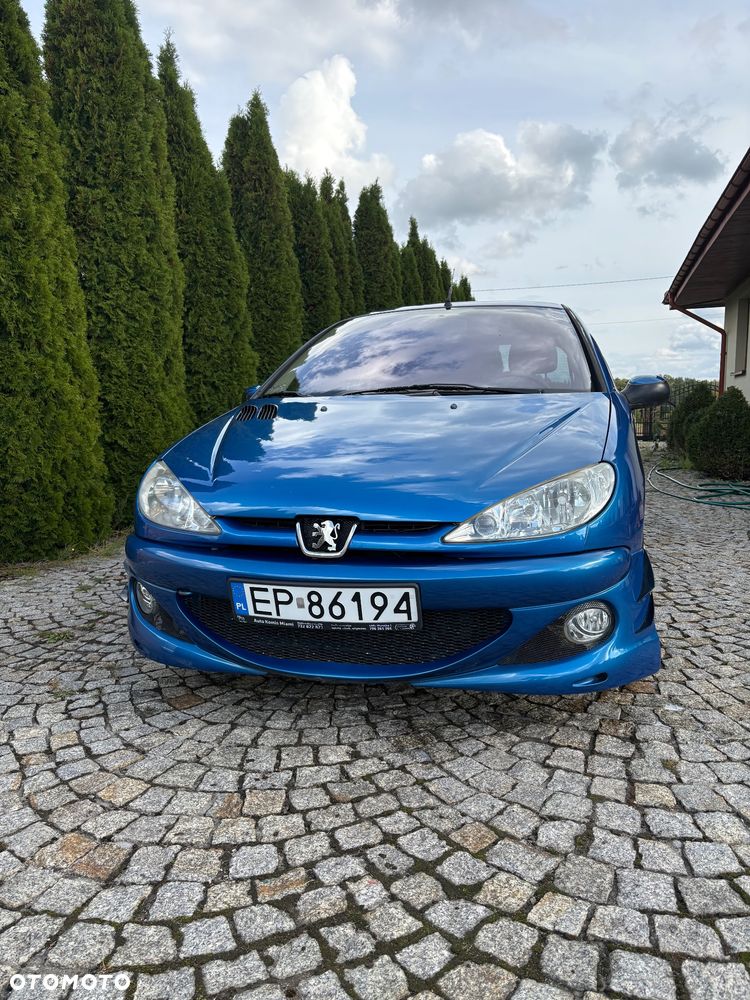 Peugeot 206 2003 photo 4