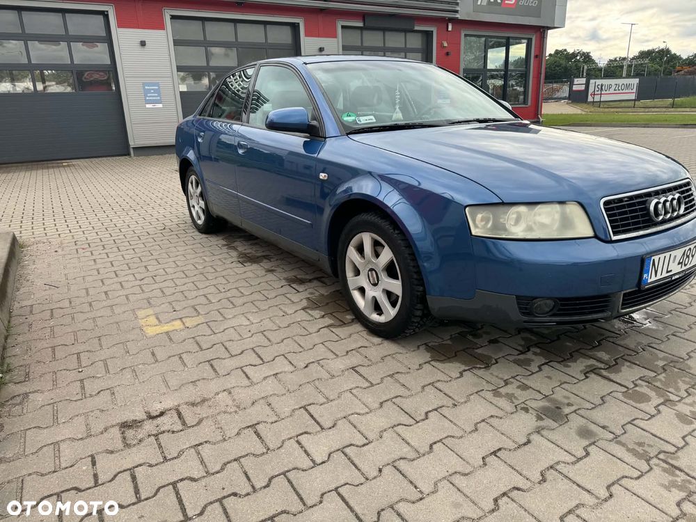 Audi A4 Limousine - 28