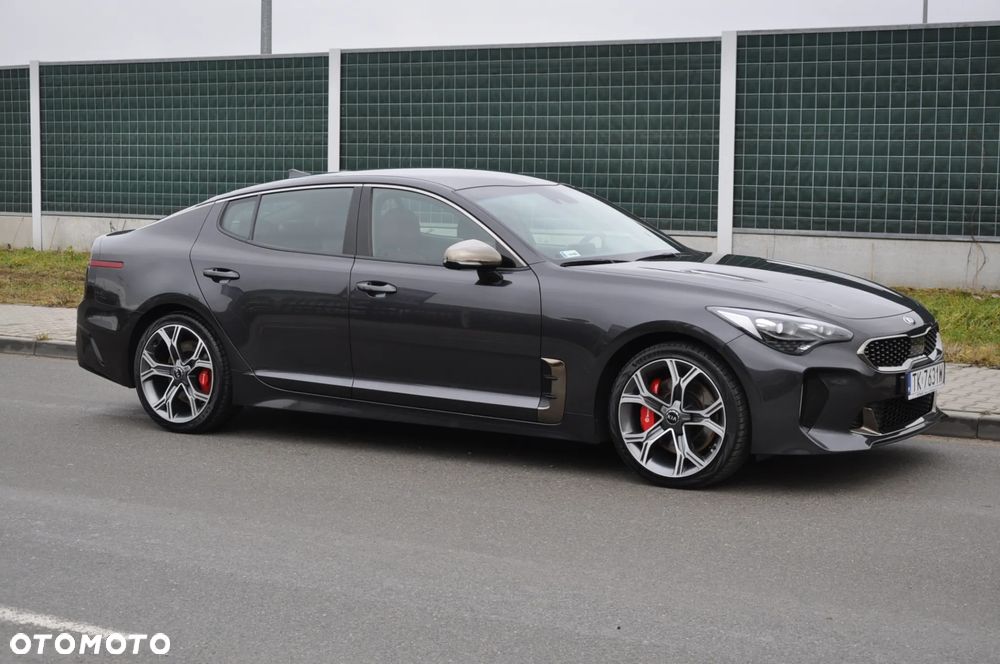 Kia Stinger 3.3 T-GDI V6 GT AWD - 2