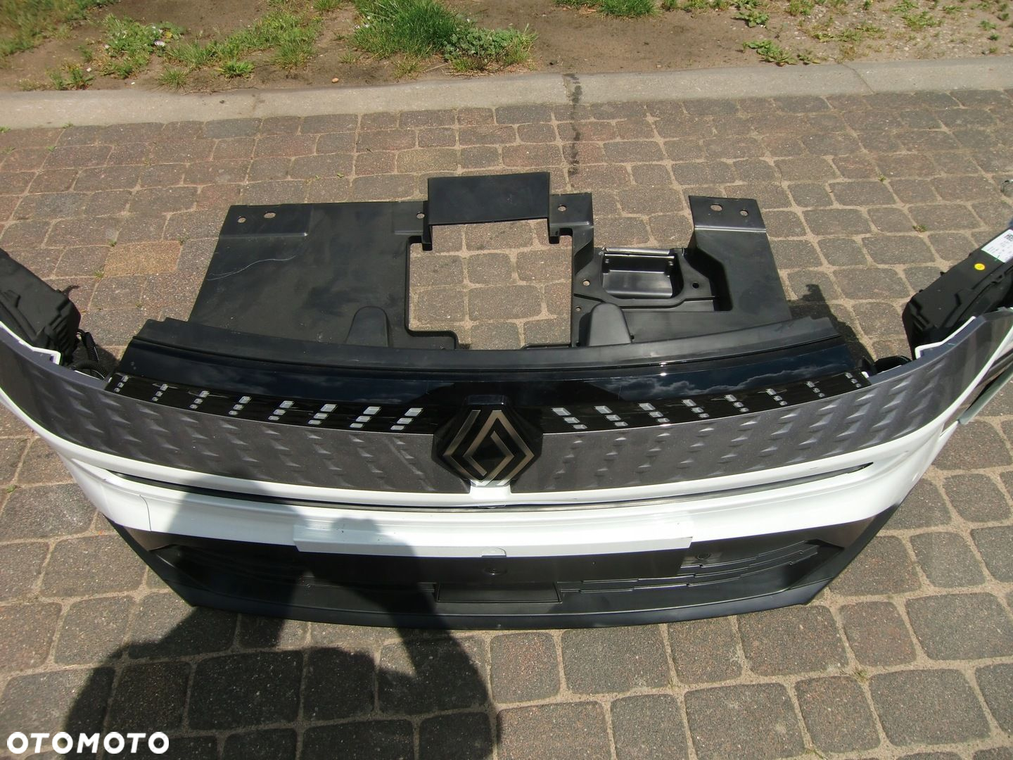 ZDERZAK RENAULT CAPTUR II E TECH 6XPDC - 8