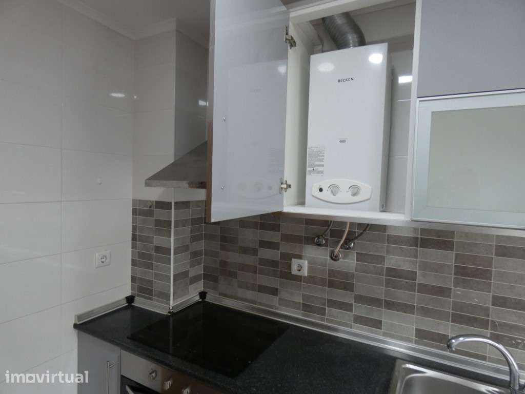 Apartamento T2 Pronto a Habitar em Localização Privilegiada! - Grande imagem: 4/39