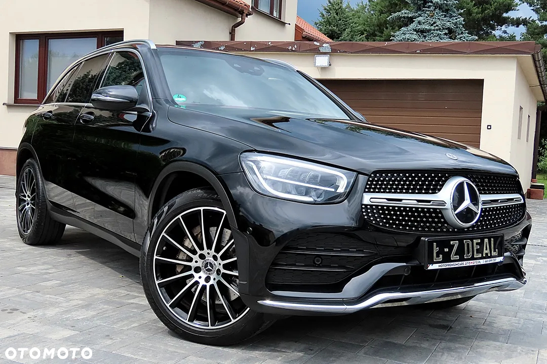 Mercedes-Benz GLC 300 d 4Matic 9G-TRONIC AMG Line - 4