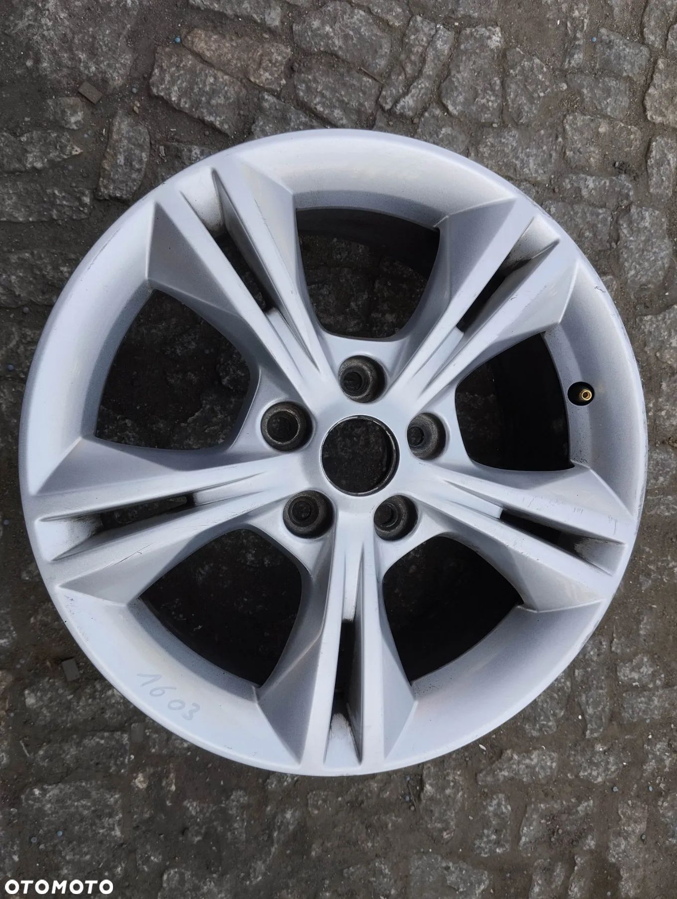Felga Ford 5x108 16 7J ET50 CH5C-1007-DA - 1
