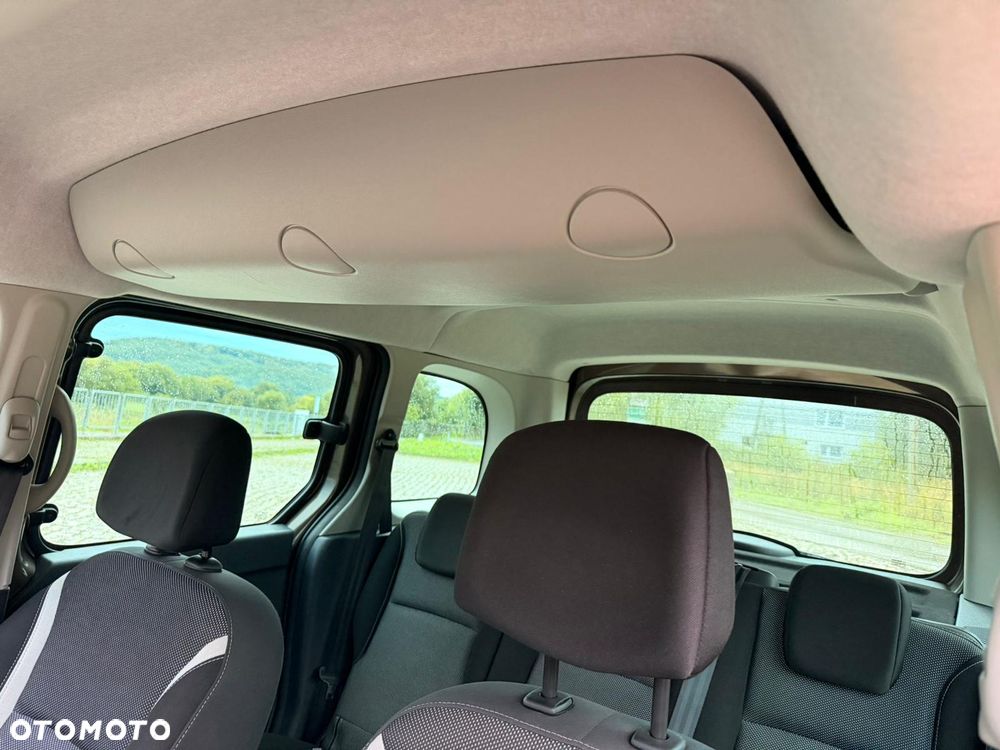 Renault Kangoo ENERGY dCi 110 FAP Start & Stop INTENS - 17