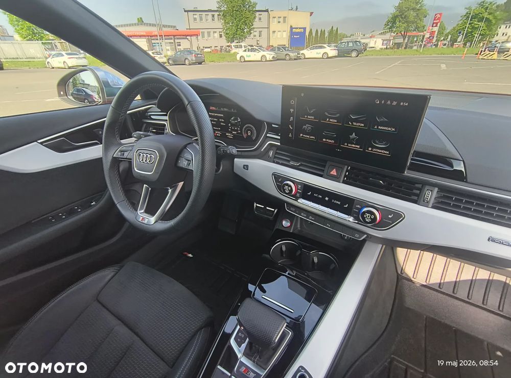 Audi S4 Avant - 33